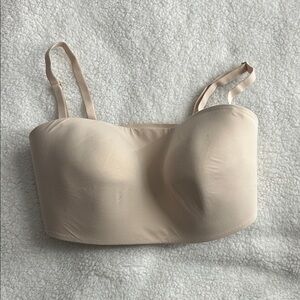 Victoria's Secret NWT Cream Bandeau body, no write bra Large-DD